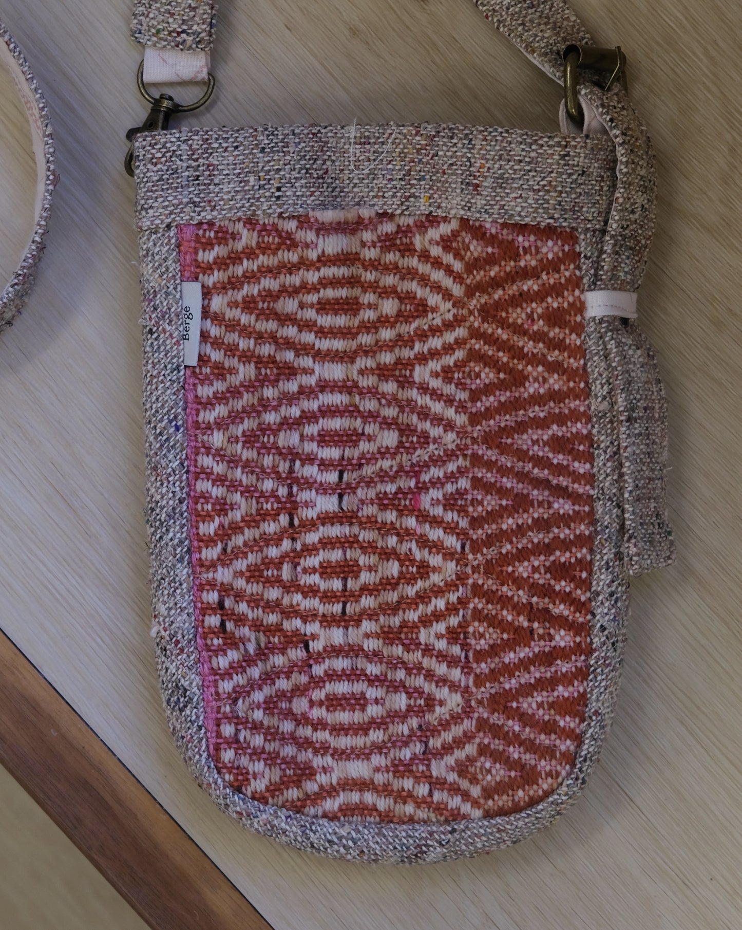 Petits sacs tissés