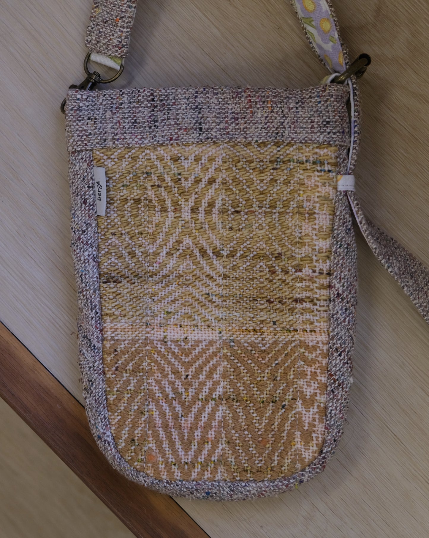 Petits sacs tissés