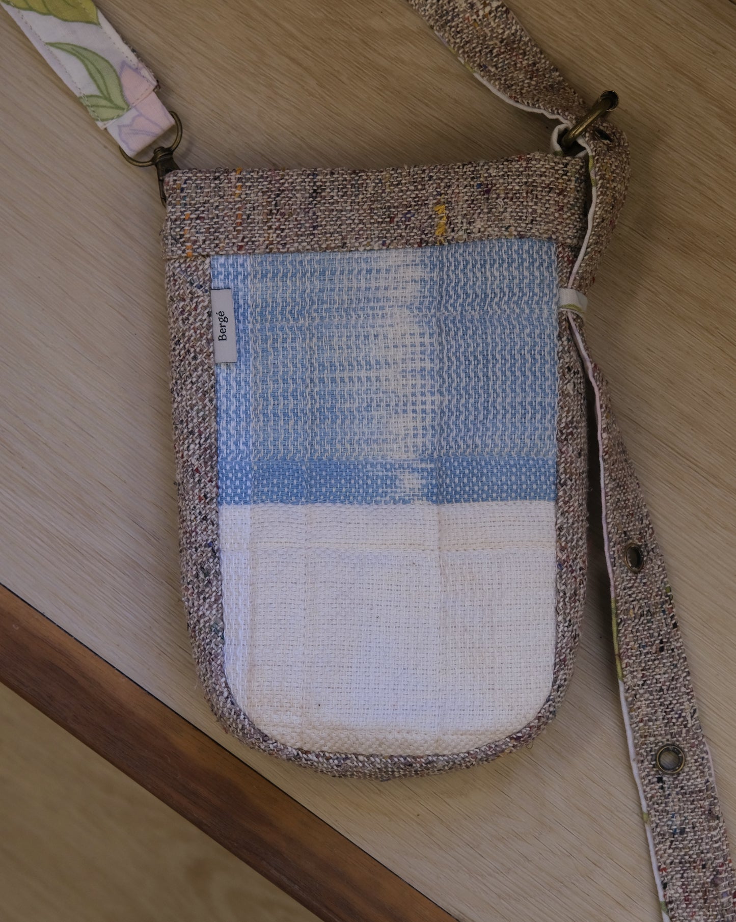 Petits sacs tissés