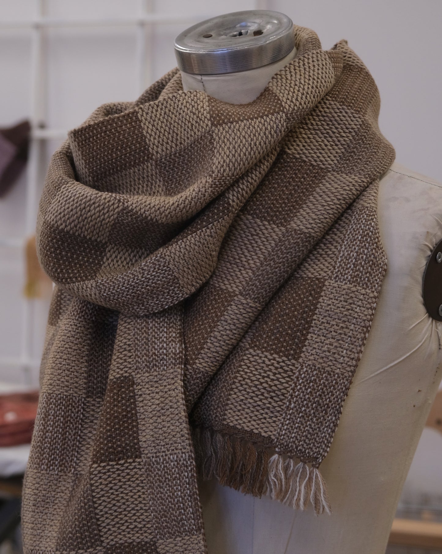 Foulard tissé à carreaux